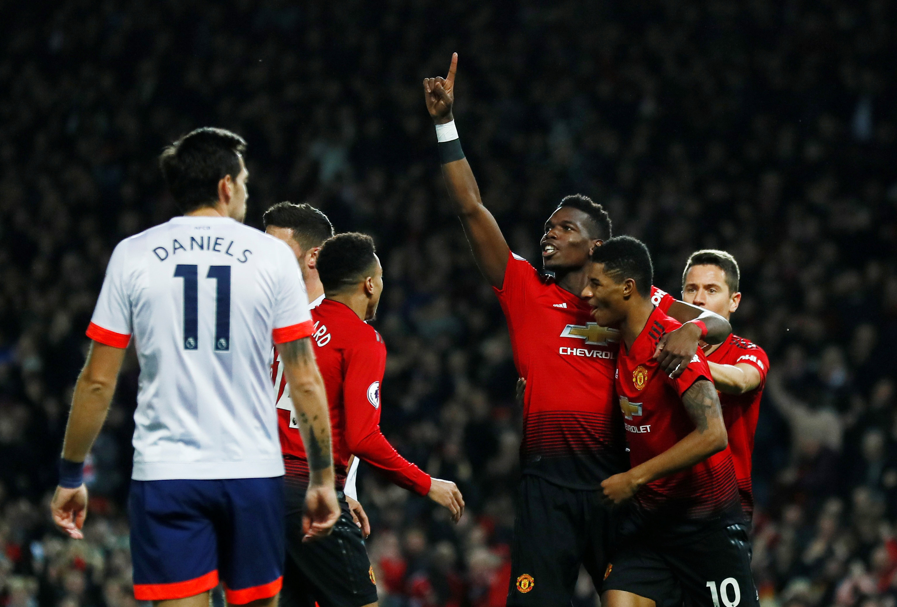 到他个人的 到他个人的